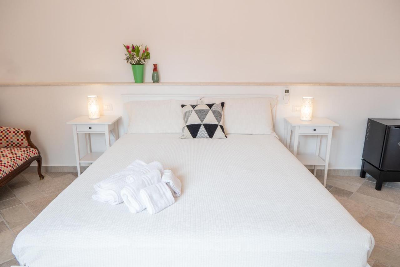 Almasarda Hotel Olbia Bagian luar foto
